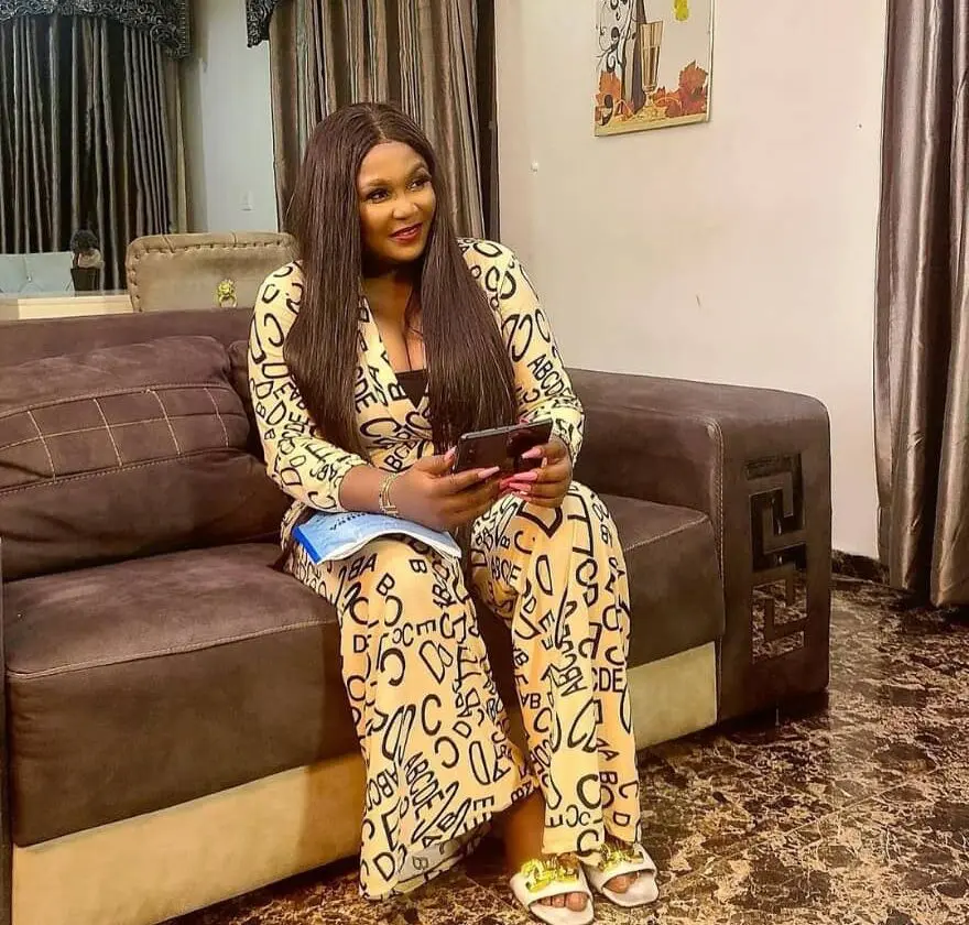 Actress Ruth Eze Gifts Her Mom New House