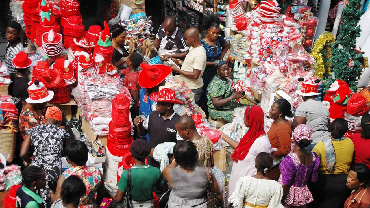 Christmas Preparations In Port Harcourt City Amidst Economic Hardship