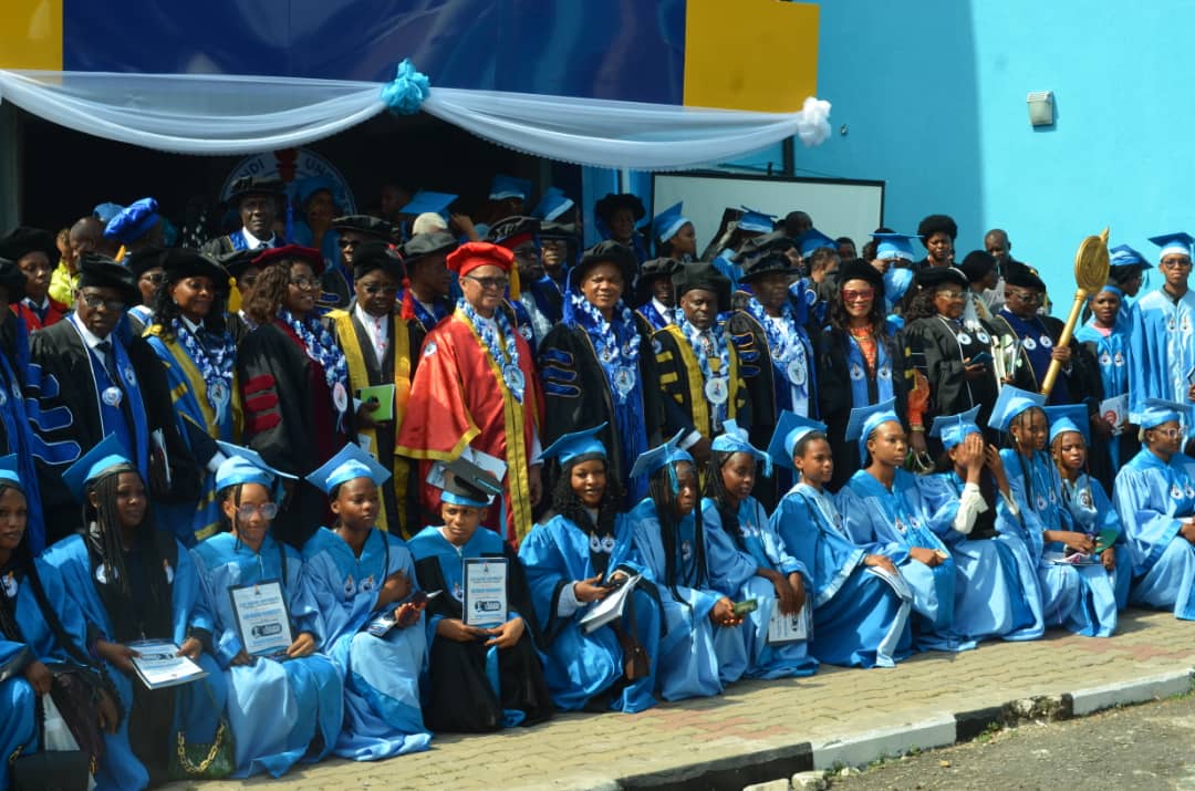 Prof. Kenneth Kalu in a group picture with the Chancellor, academia and matriculating students.