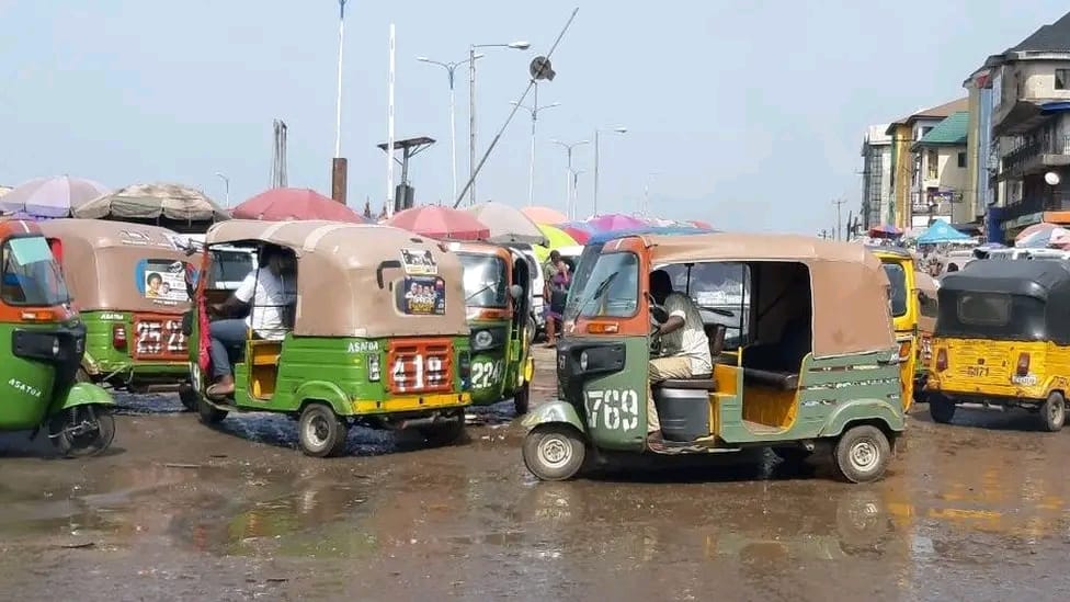 Umudike-Ikot Ekpene Road Users Decry High Transport Fares