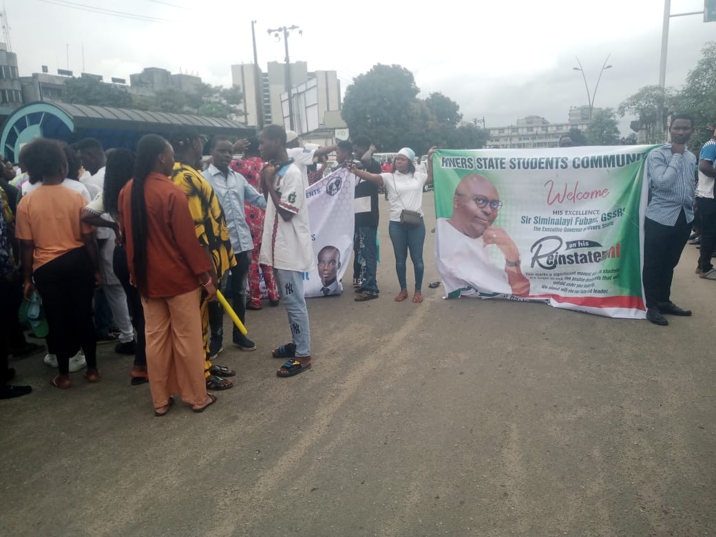 Fubara’s Suspension Lifted as Rivers Residents Troop Out, Governor Fails to Appear