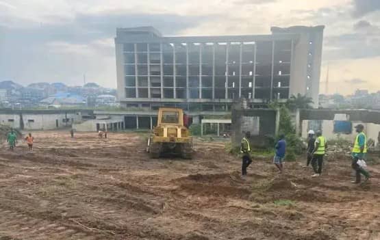 Governor Otti Flags Off Reconstruction of Enyimba Hotel in Aba