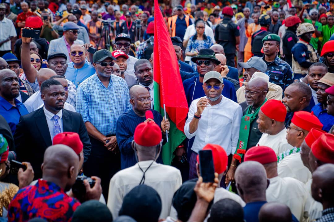 Otti Declares Reception, Not Defection, As Dr Amuta, Nwankpa, Other Political Heavyweights Join Labour Party