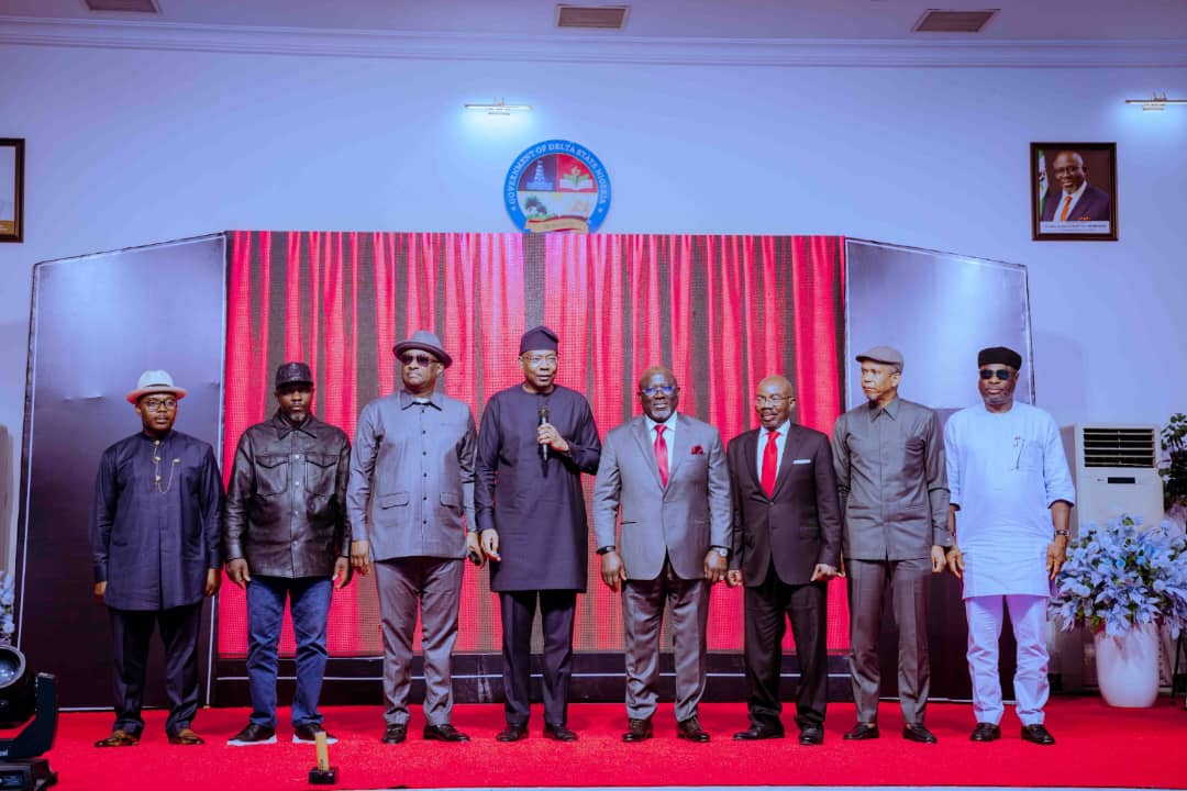 From left: Rt. Hon. Nicholas Mutu (Member, House of Representatives – Bomadi/Patani), High Chief Government Ekpemupolo (Tompolo), Mr Aigboje Aig-Imoukhuede (Group Chairman, Access Holdings PLC), Governor Sheriff Oborevwori, Mr Jim Ovia (Chairman, Zenith Bank PLC), Senator Ede Dafinone and Senator Joel Onowakpor during the fundraising ceremony for the Delta State Security Trust Fund.