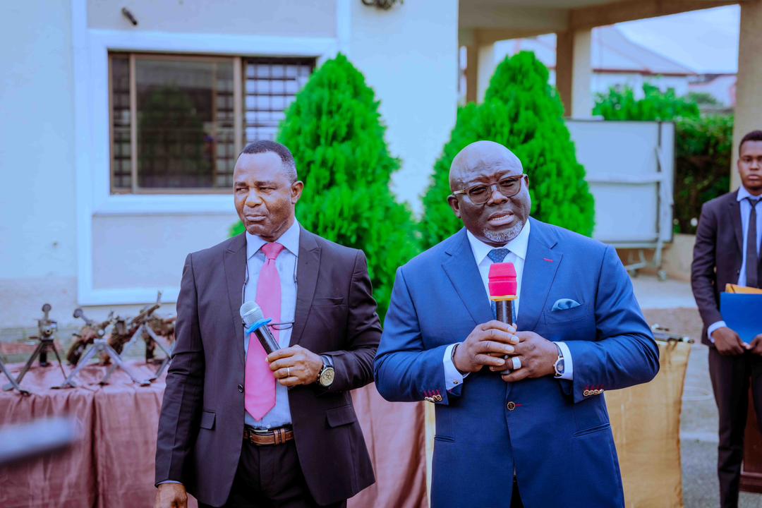 Oborevwori declares War on Arms Smugglers after DSS uncovers weapons in Asaba