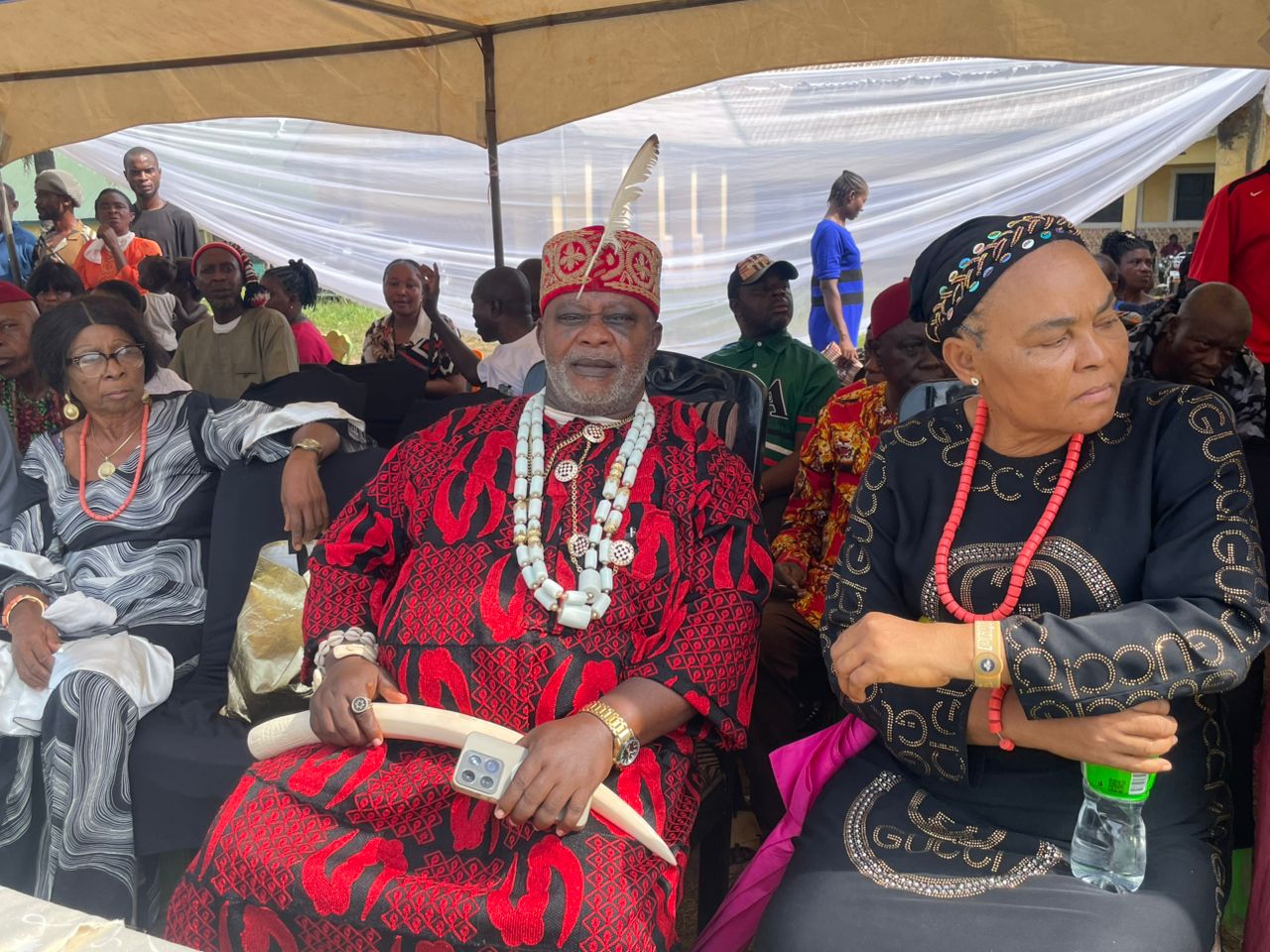 Christmas: Foundation Distributes Bags of Rice, Wrappers, Cash Gifts to Widows in Abia