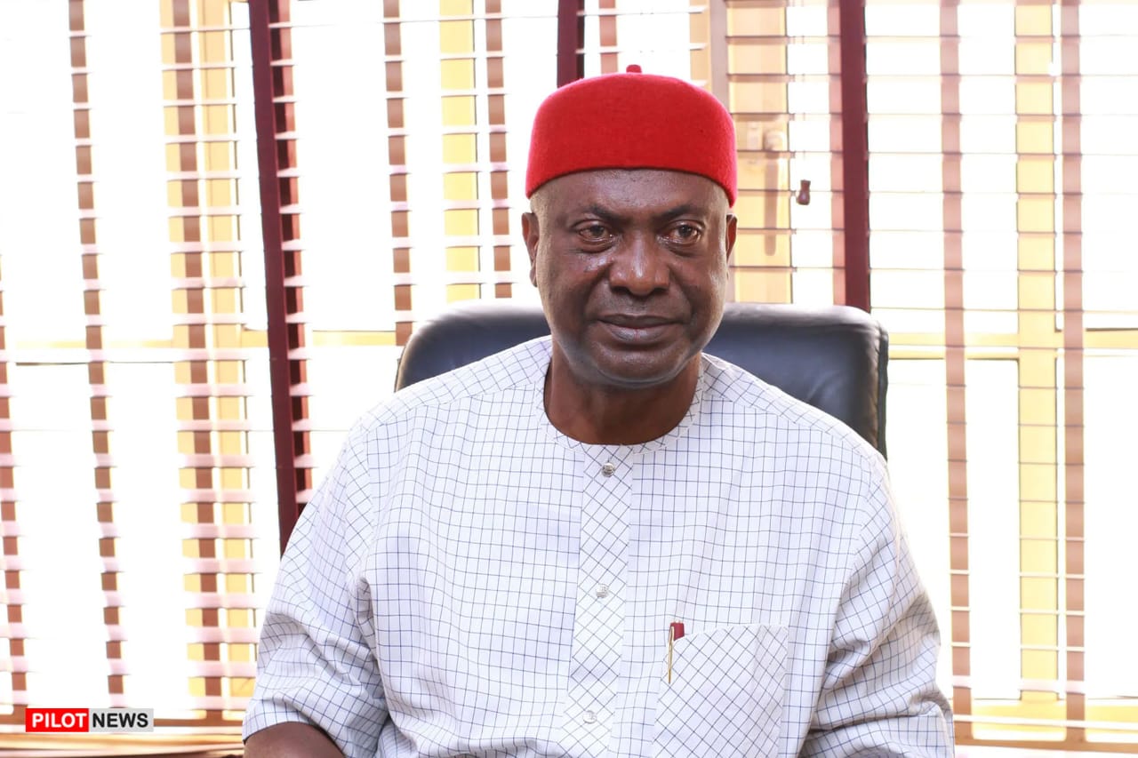 Fmr Minister Ikoh Hails Ikwuano Union on Hall of Fame Project at 70th Anniversary